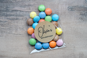 Top 5 Ways to Personalise Party Favours with Stickers