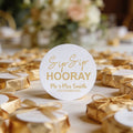 A round white stickers which has  